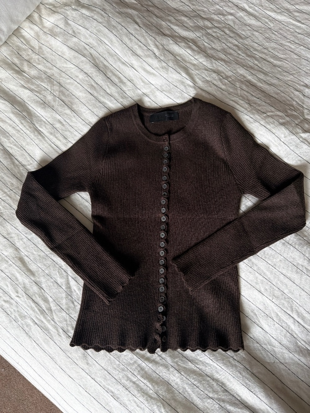 ZARA BUTTON CARDIGAN